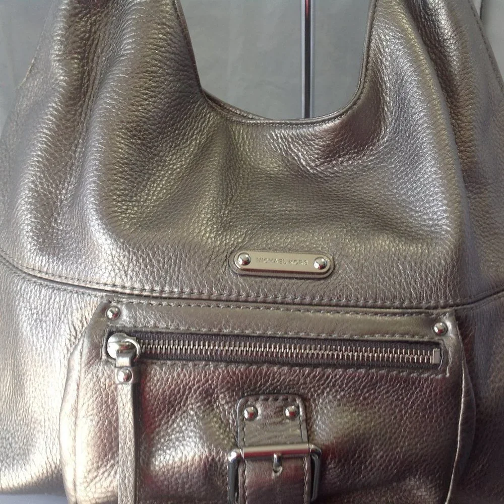 Michael Kors Grey Metallic Hobo bag